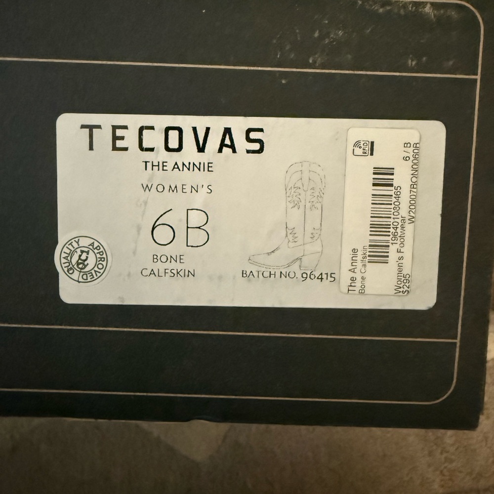 Tecovas Women's Cream Heeled Boots - Picture 3 of 3
